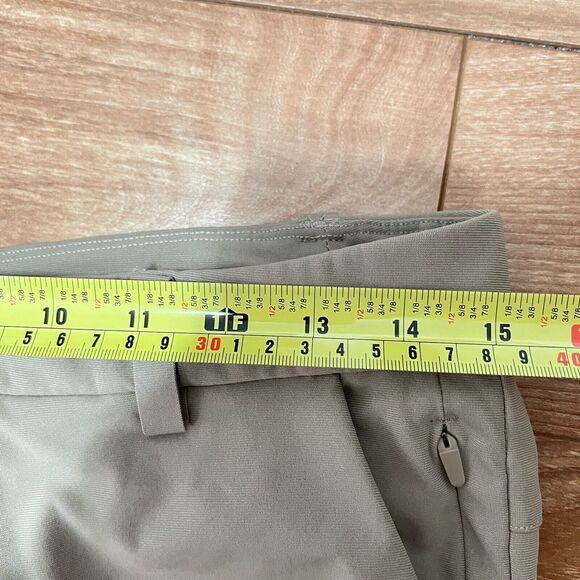 Lululemon Men Commission Pant Classic Size 30 Khaki Tan Golf Comfort Stretch - Picture 6 of 8